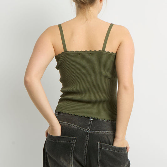 Scallop Neckline knitted Tank Top - UK 6