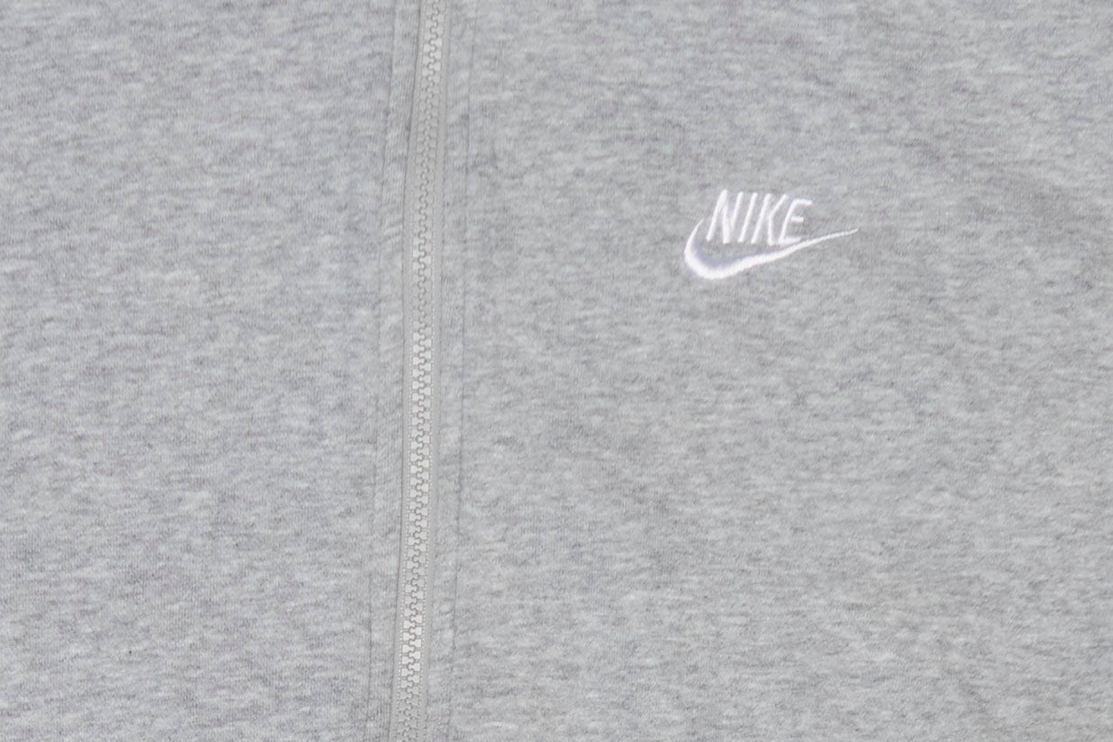 Mens Nike Zip Up Sweatshirt - L
