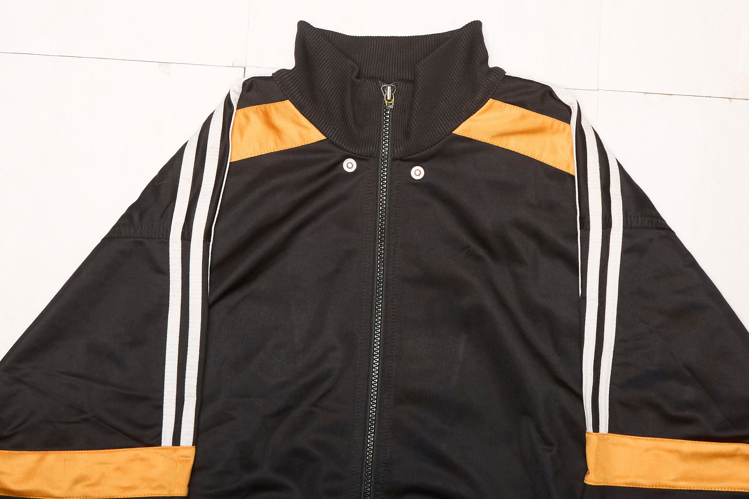 Short sleeve hotsell track jacket