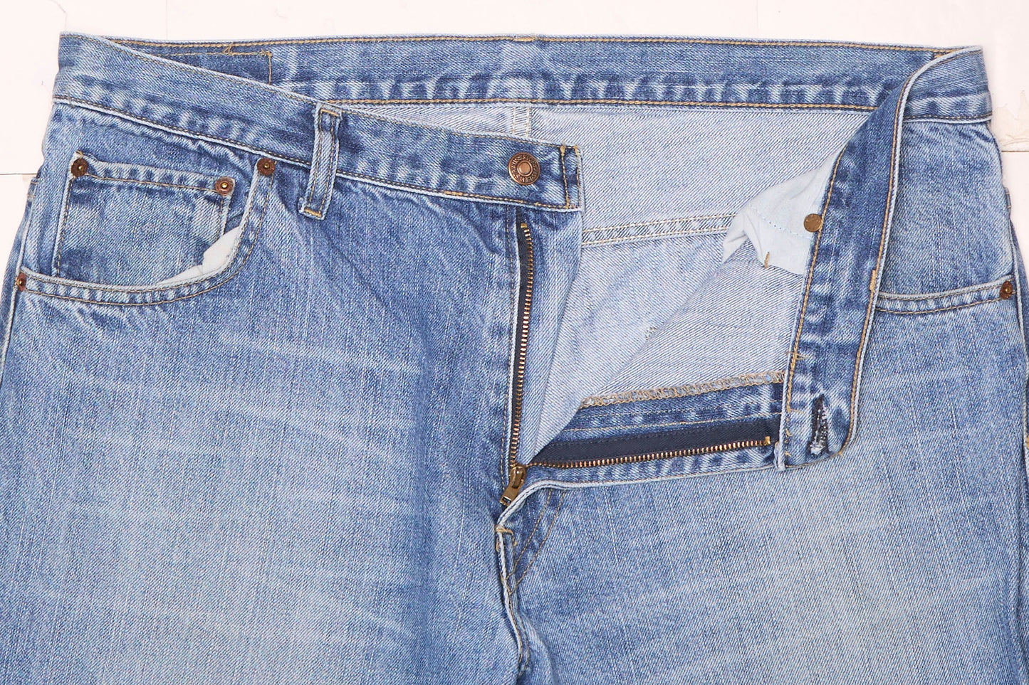 Levis Straight Cut Jeans - W36" L32"